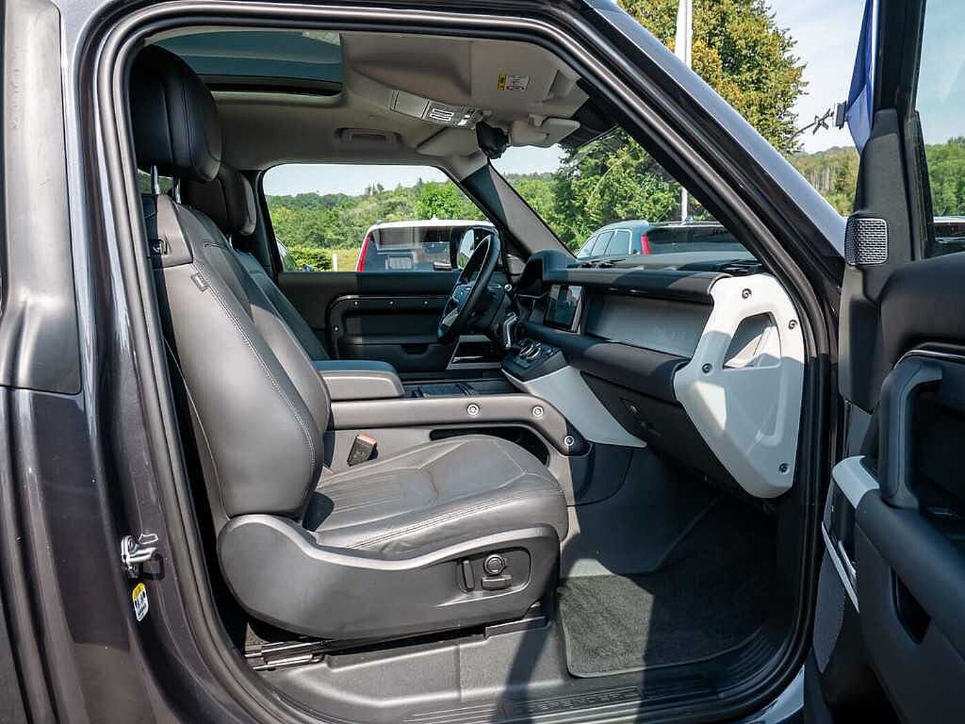 Land Rover  SITZBELÜFTUNG LED HUD 360° PANO